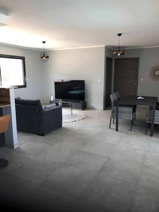 Villa Neuve Avec Piscine Bonifacio  Bagian luar foto